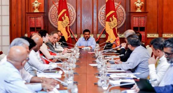 ආර්ථික අවේක්ෂණ කමිටුව ජනපති ප්‍රධානත්වයෙන් රැස් වේ